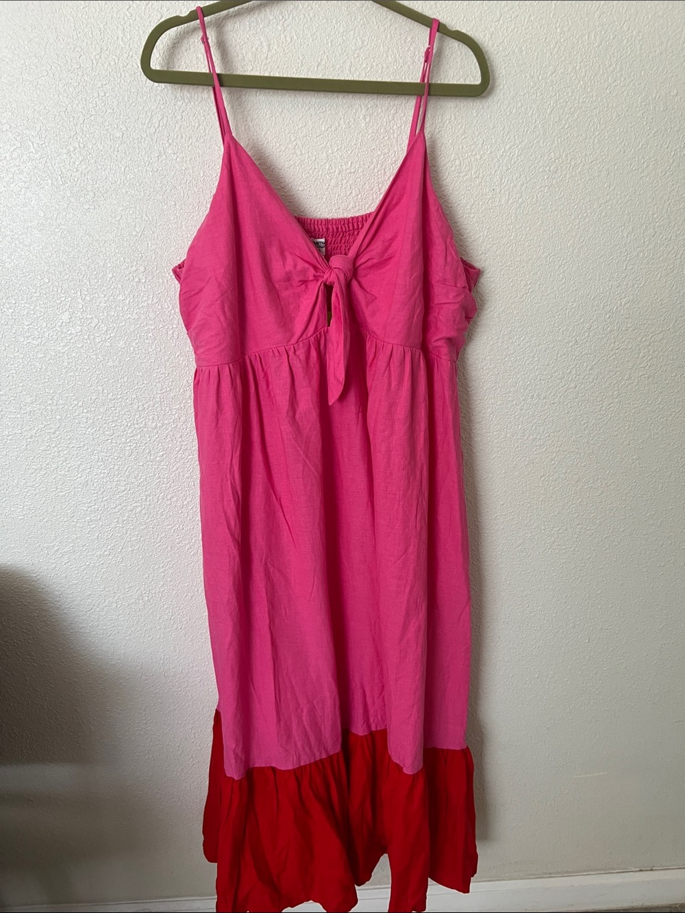 Pink Tie-Front Maxi Dress with Red Hem- Sz 3X. So cute NWT